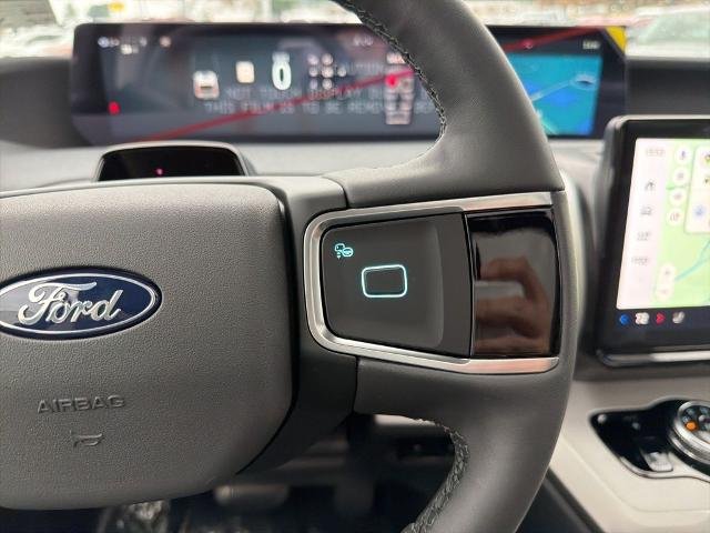 New 2025 Star White Metallic Tri-Coat Ford Active MAX image 27