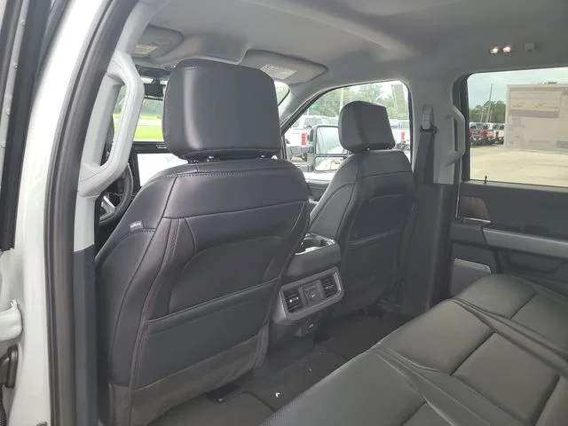 New 2026 Avalanche Ford Lariat image 13