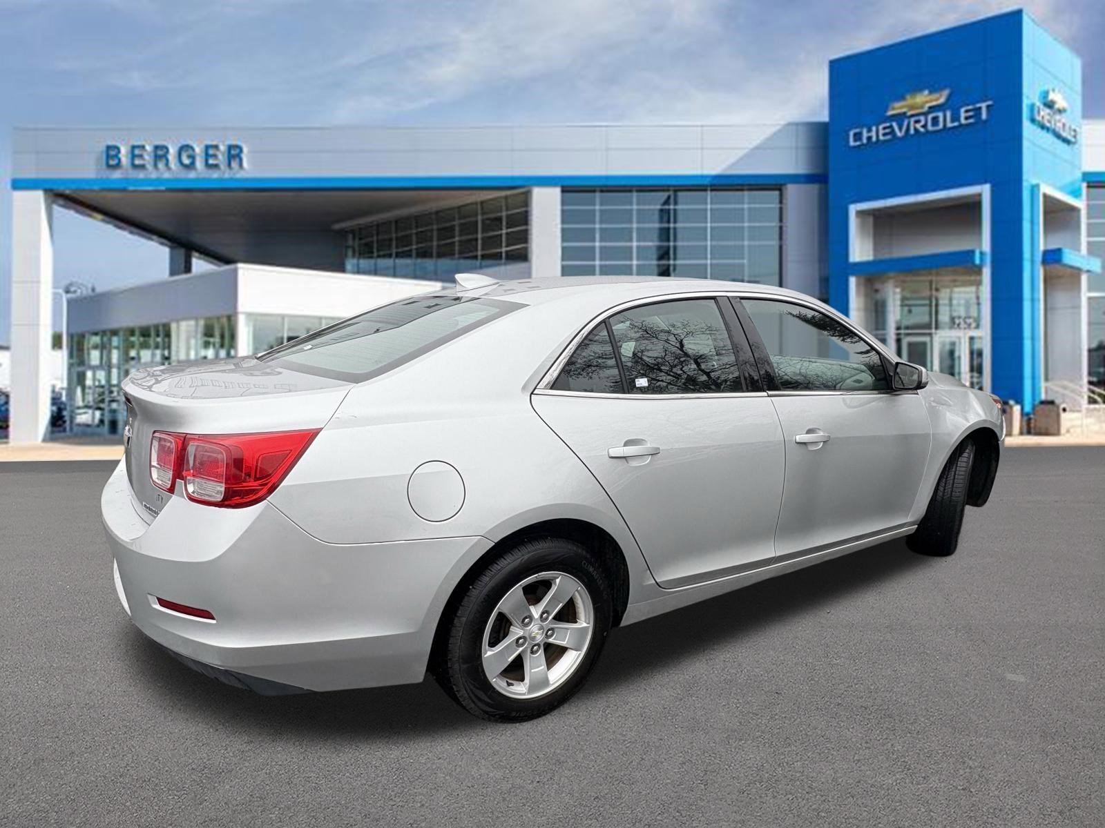 Used 2016 Chevrolet Malibu Limited 1LT with VIN 1G11C5SAXGF146985 for sale in Grand Rapids, MI