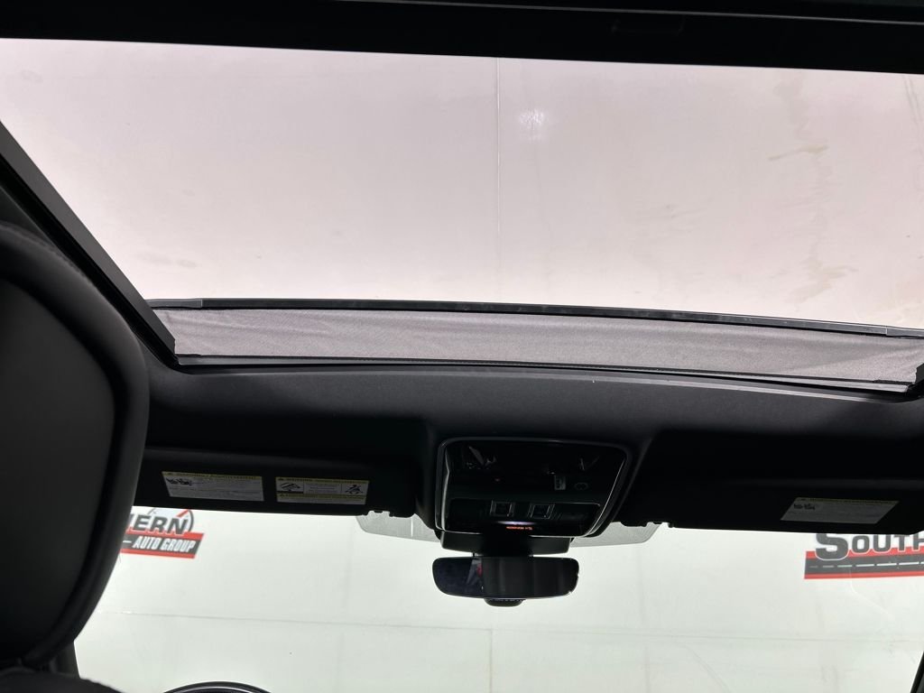 Used 2019 Black Land Rover Supercharged image 19