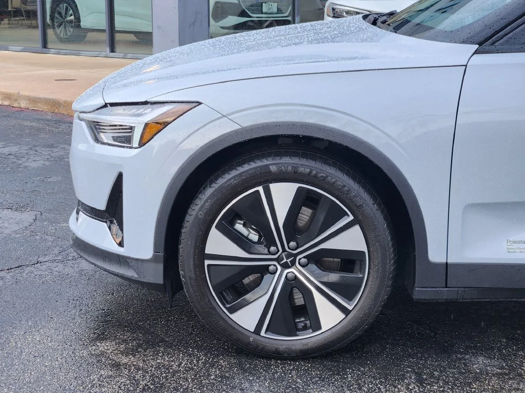 Used 2023  Polestar Long Range Dual Motor image 9