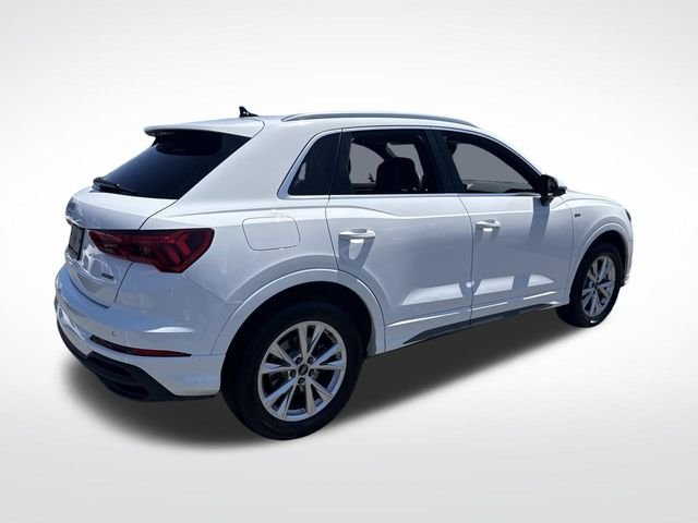 Used 2025 Arkona White Audi Premium image 9
