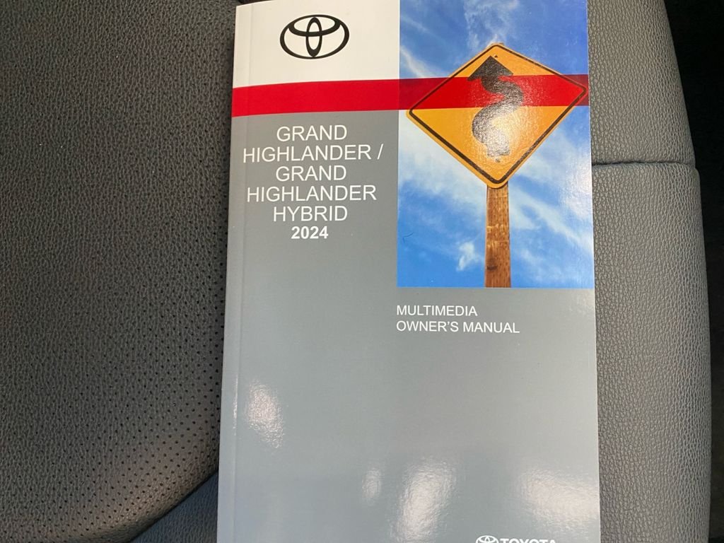 Used 2024 White Toyota XLE image 25