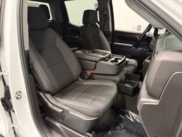 Used 2023 White GMC Elevation image 32