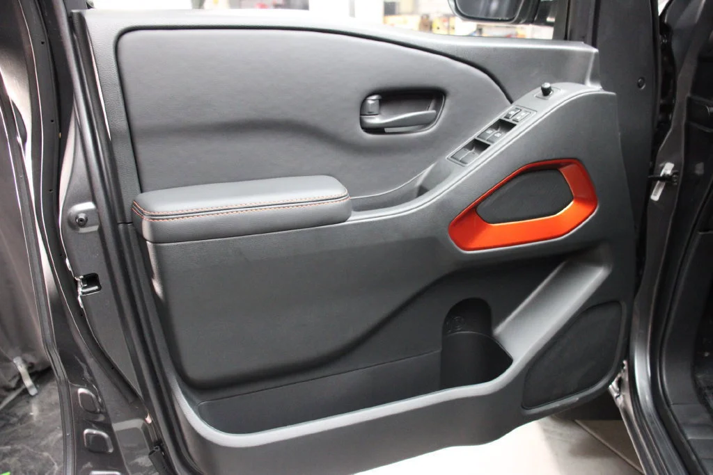 New 2027 Gun Metallic Nissan Crew Cab PRO-X® image 6