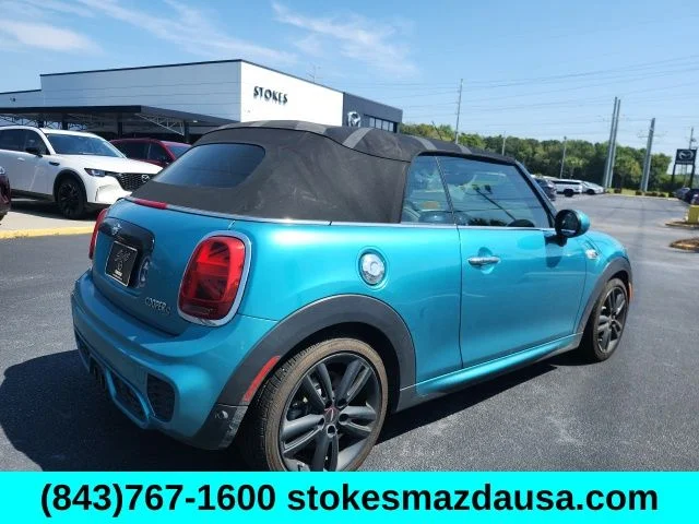 Used 2019 Blue MINI Classic image 8