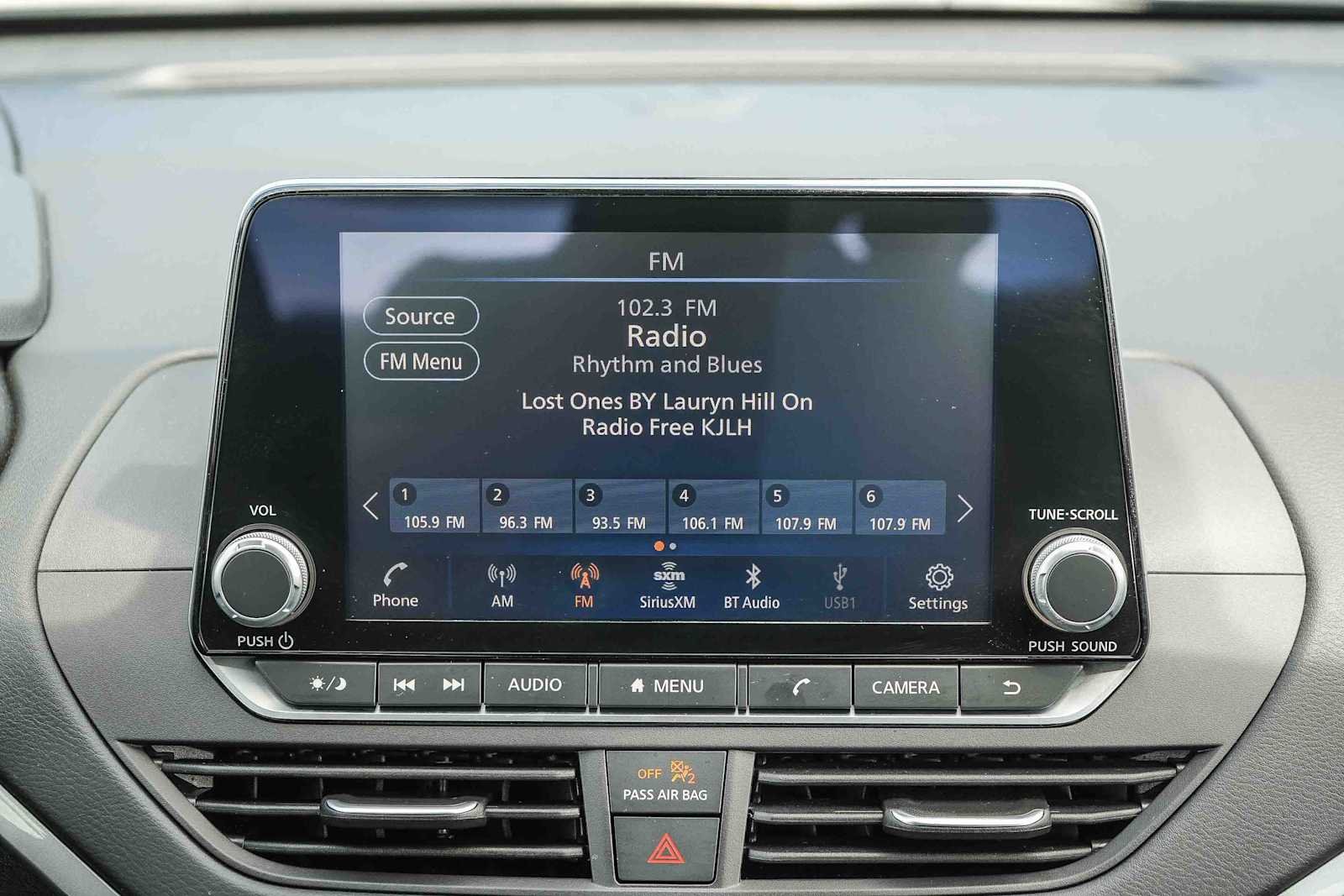 Certified Used 2025 Super Black Nissan S image 15