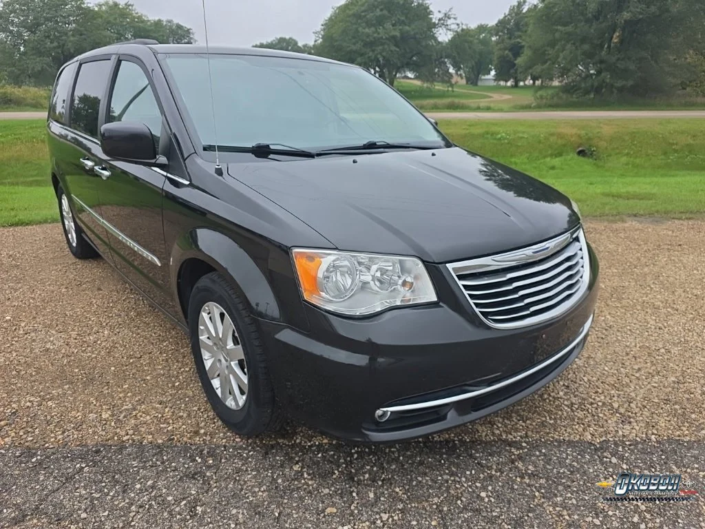 2015 Chrysler Town & Country Touring