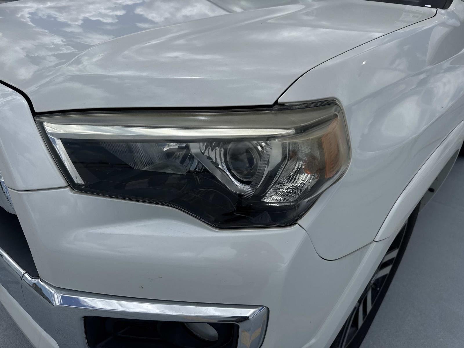 Used 2016 Blizzard Pearl Toyota Limited image 11