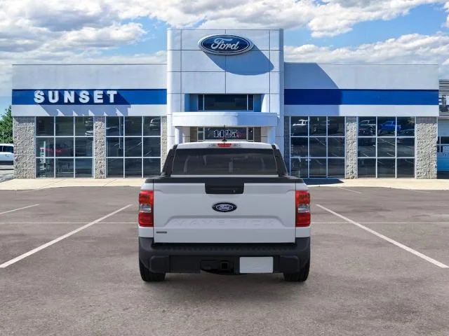 New 2026 Space White Metallic Ford XLT image 5