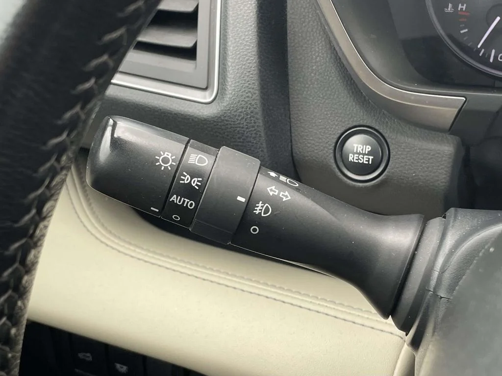 2023 Subaru Ascent Limited - Photo 13