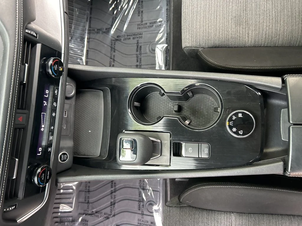 Used 2023 White Nissan SV image 16
