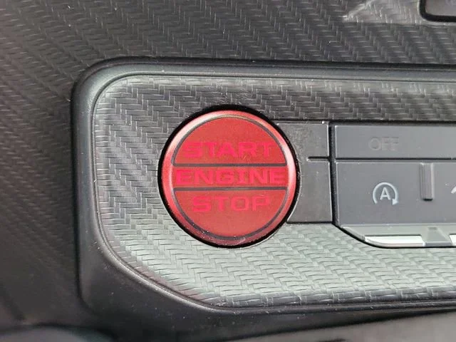 2024 Ford Mustang EcoBoost - Photo 28