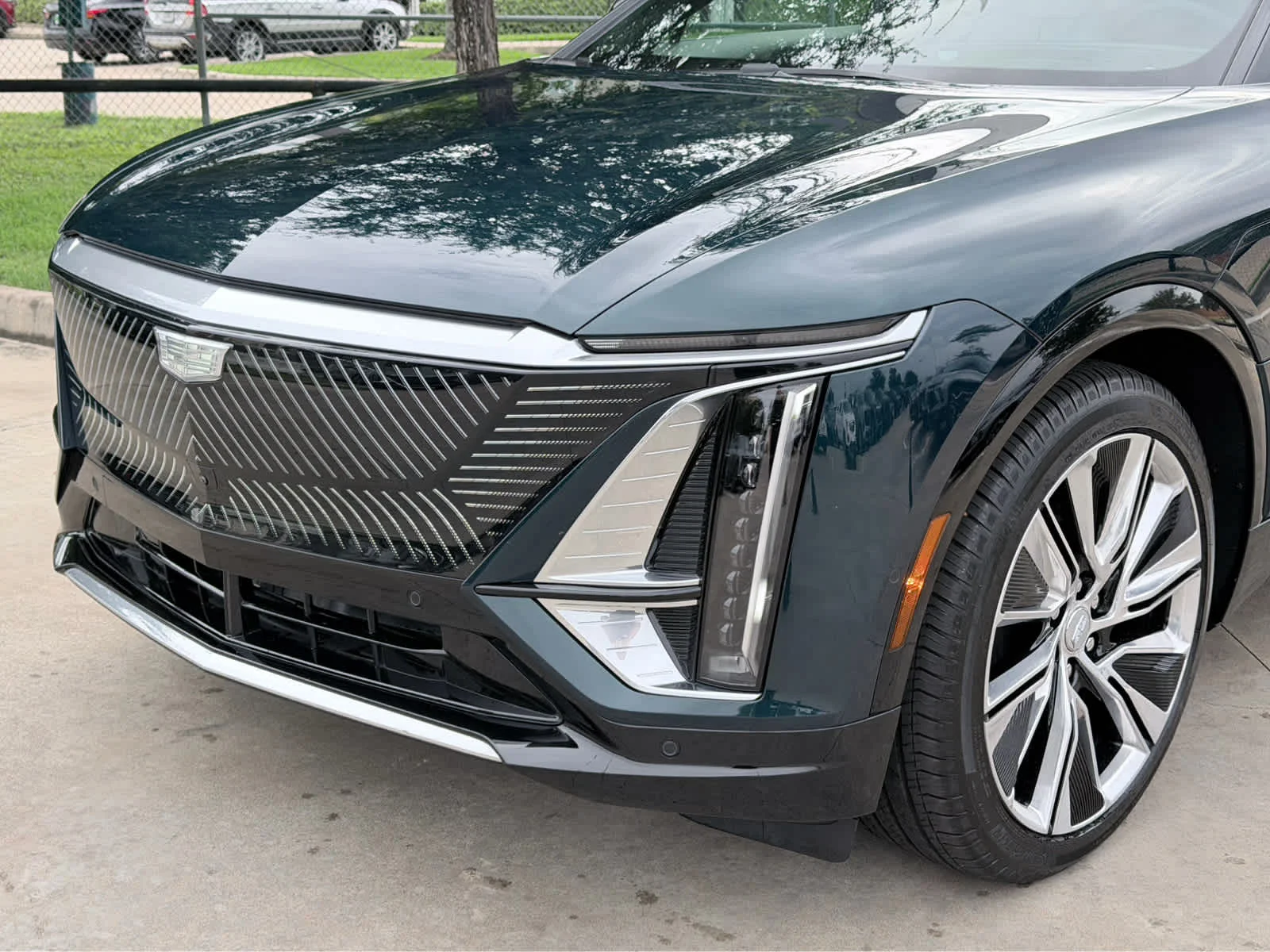 Certified Used 2025 Emerald Lake Metallic Cadillac Luxury 3 image 8