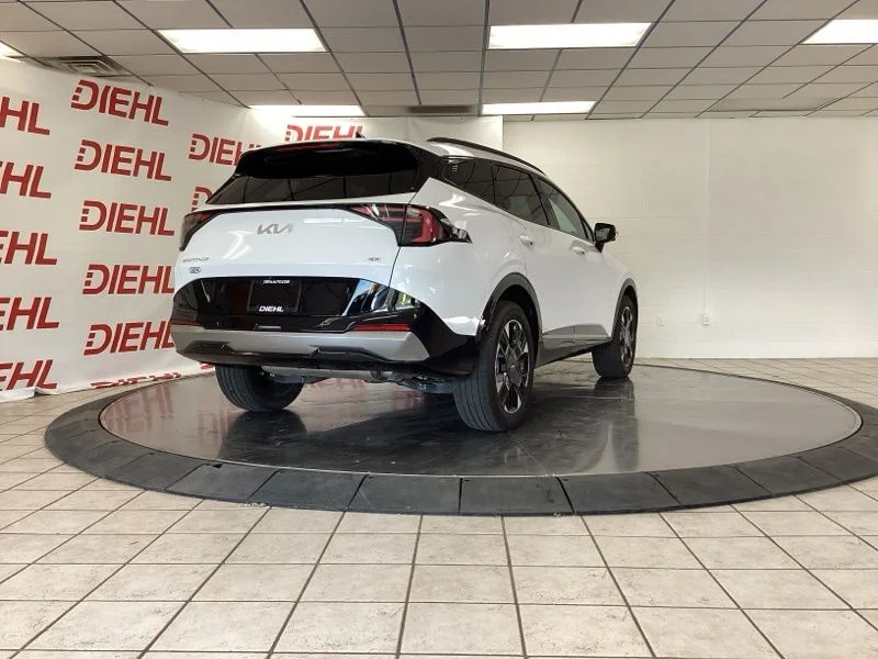 Used 2026 White Kia SX-Prestige image 7