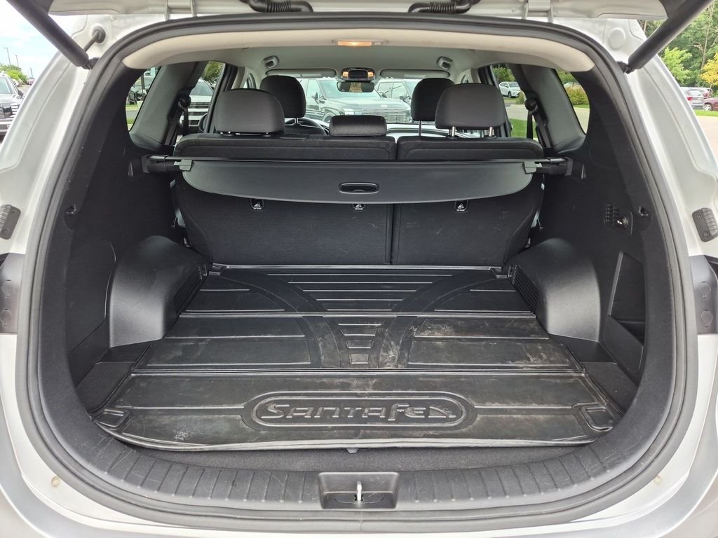 Used 2023 Silver Hyundai SEL image 26