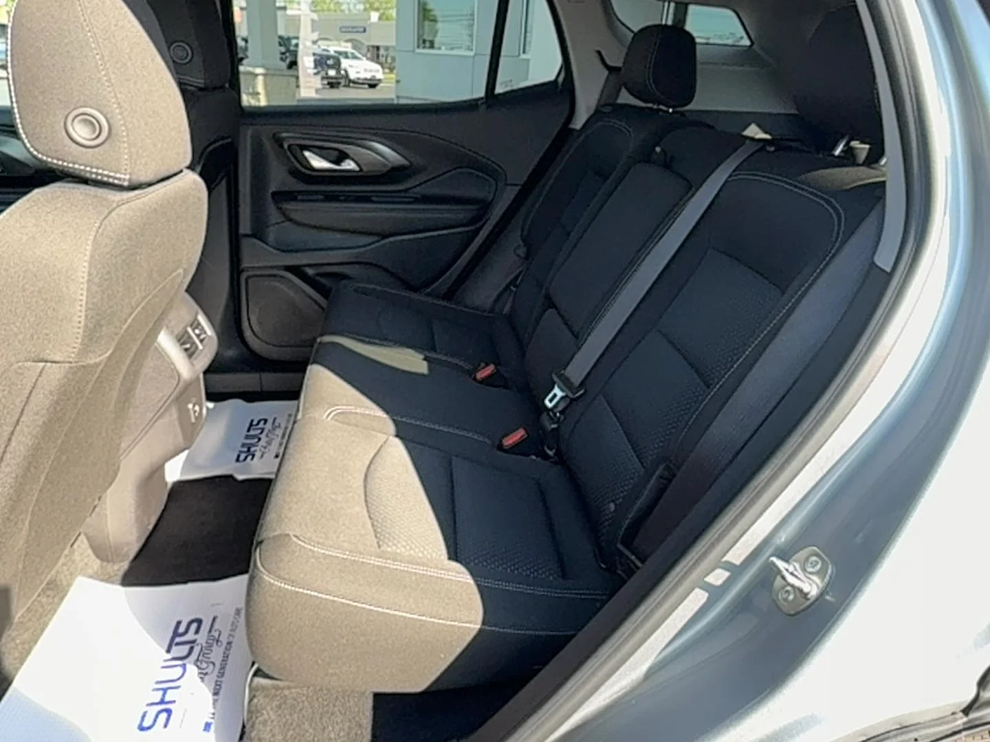 Used 2024 Sterling Metallic GMC SLE image 17