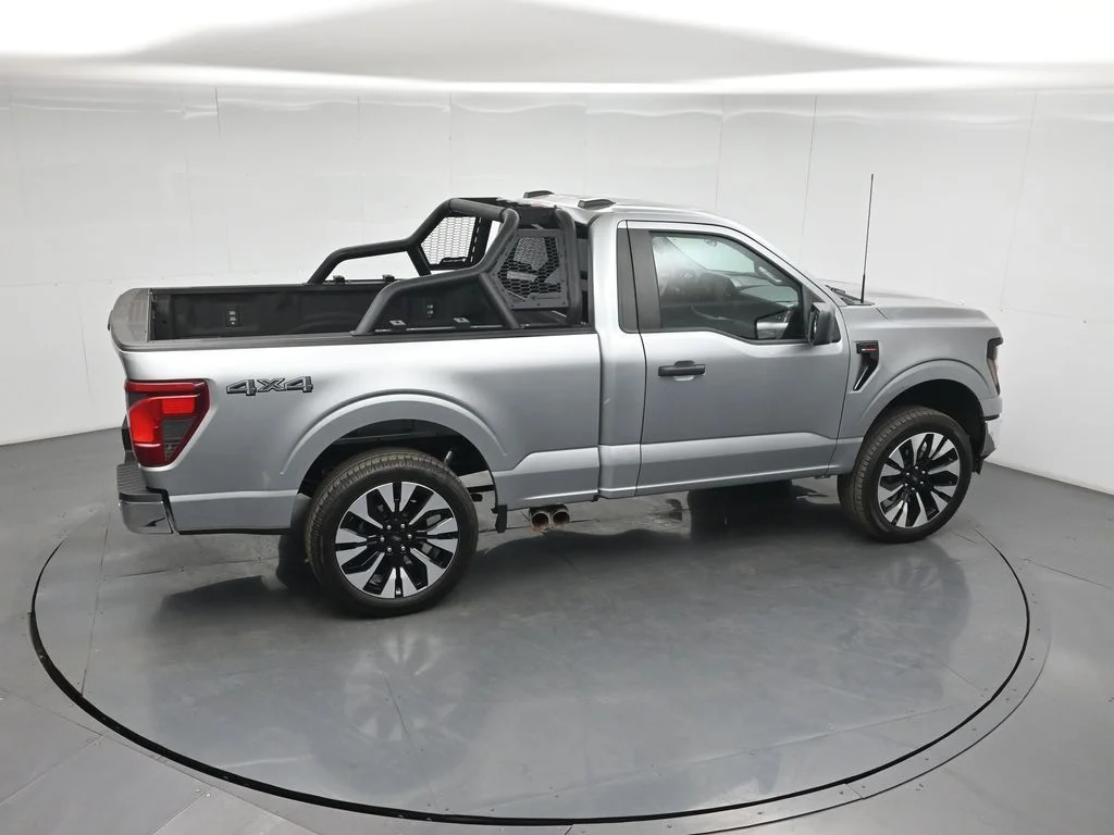 Used 2024 Silver Ford XL image 36