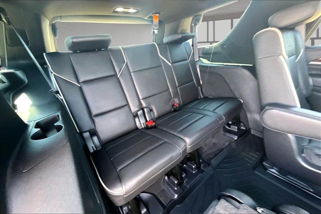 Used 2021 Gray Cadillac Premium Luxury image 28