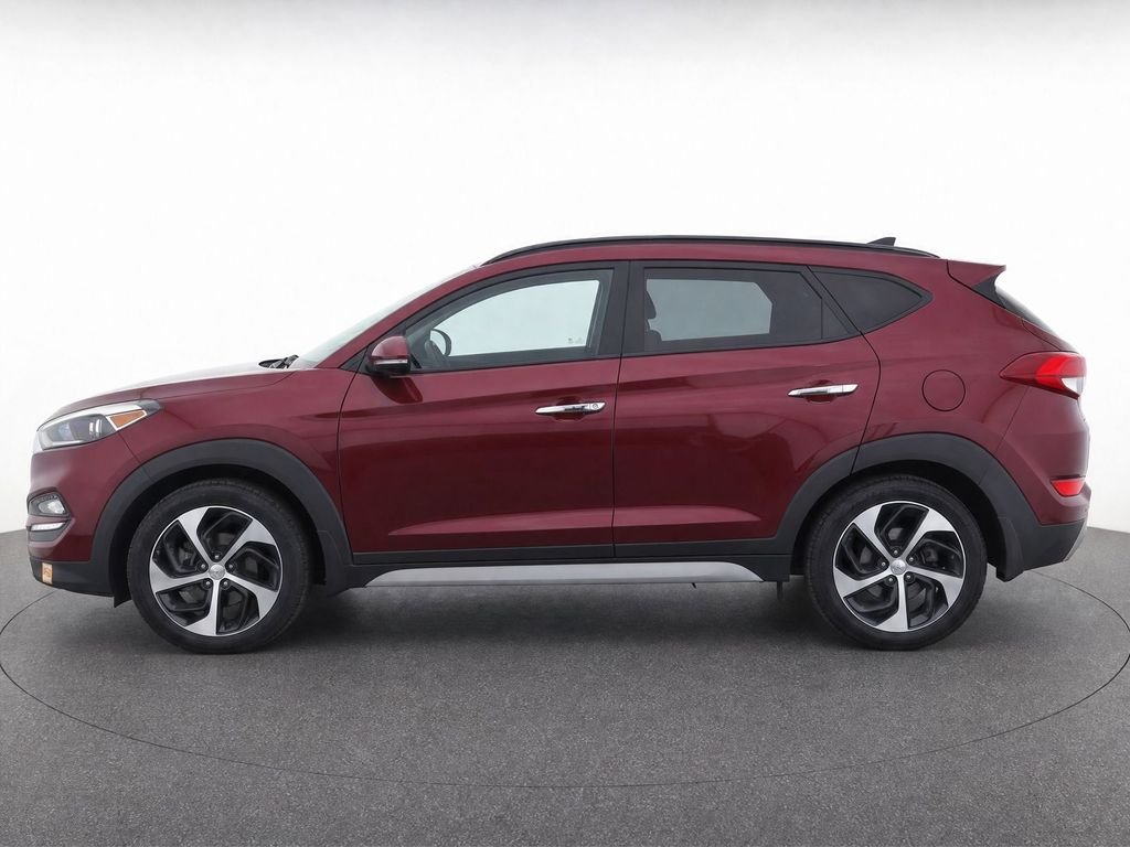 Used 2018 Red Hyundai Limited image 6