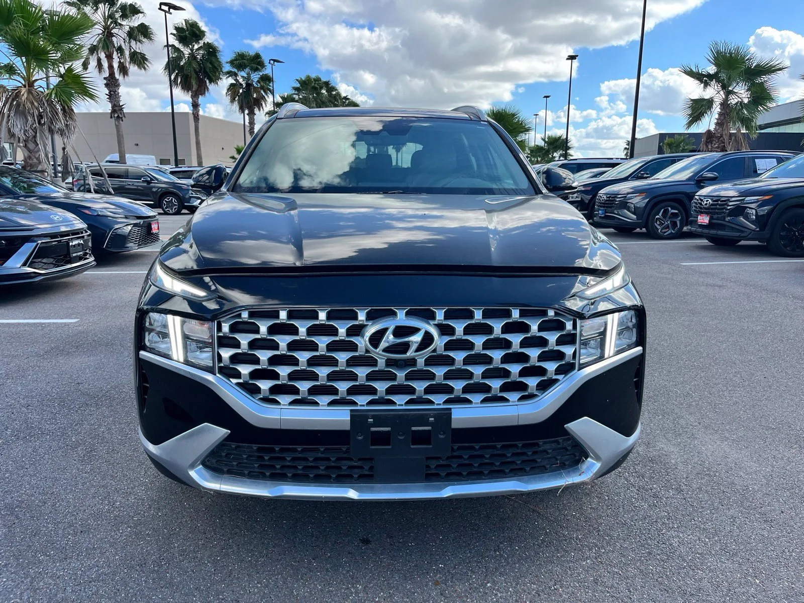 Used 2023 Black Hyundai SEL image 2