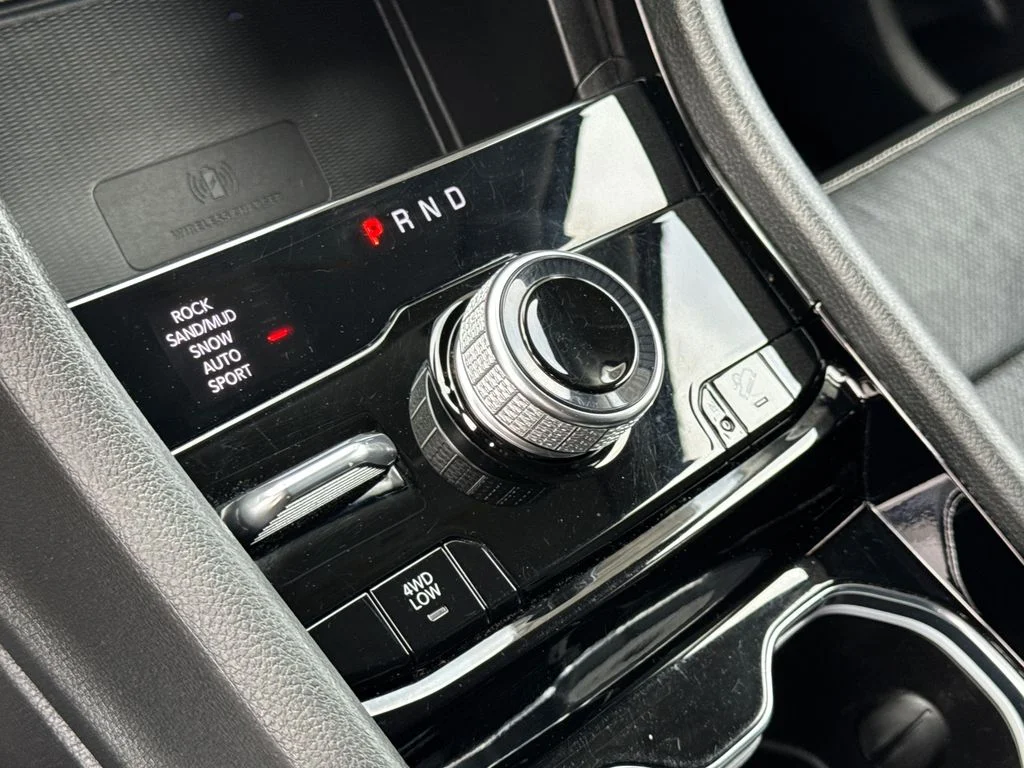 Certified Used 2022 Black Jeep 4xe image 27