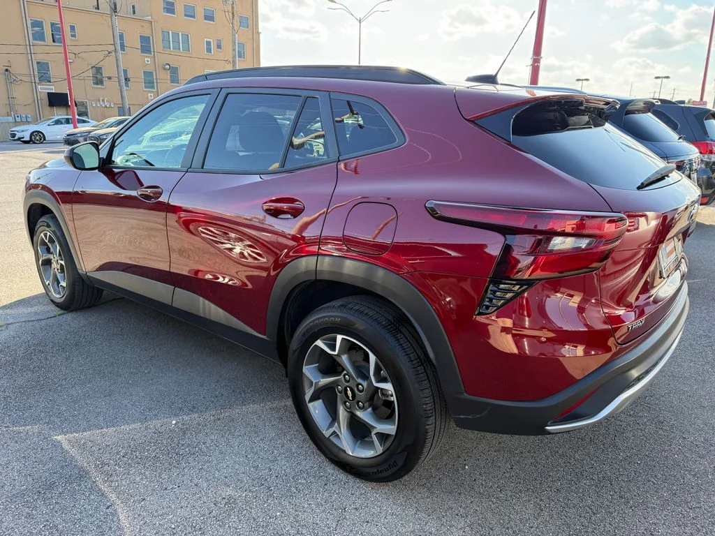 Used 2025 Red Chevrolet LT image 6