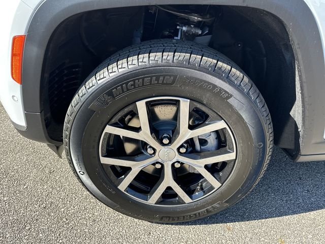 New 2025 White Jeep Limited image 13