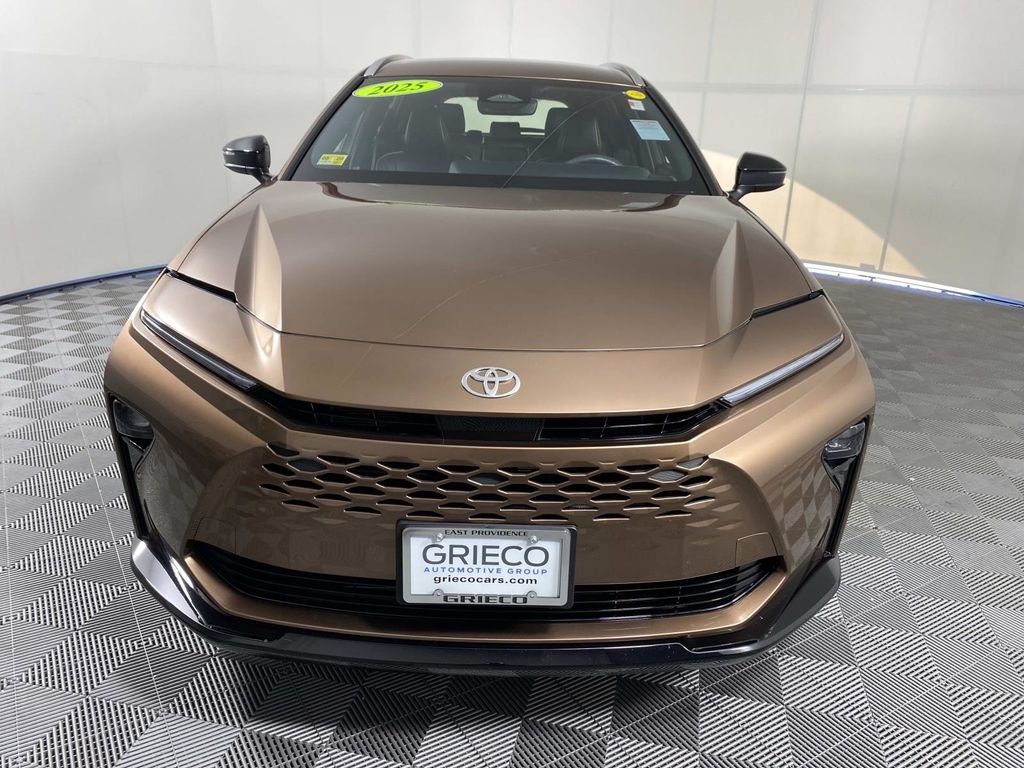 Used 2025 Brown Toyota XLE image 3