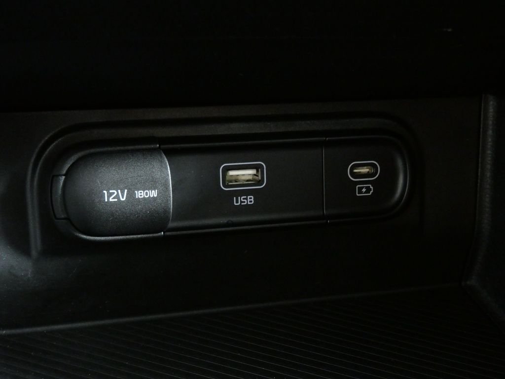 Used 2023 White Kia LX image 28