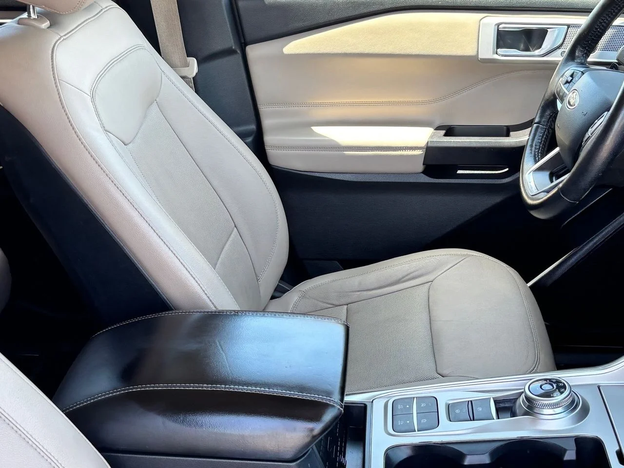 Used 2020 Magnetic Ford Limited image 10