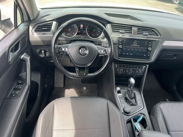 Used 2019 White Volkswagen 2.0T SE image 30