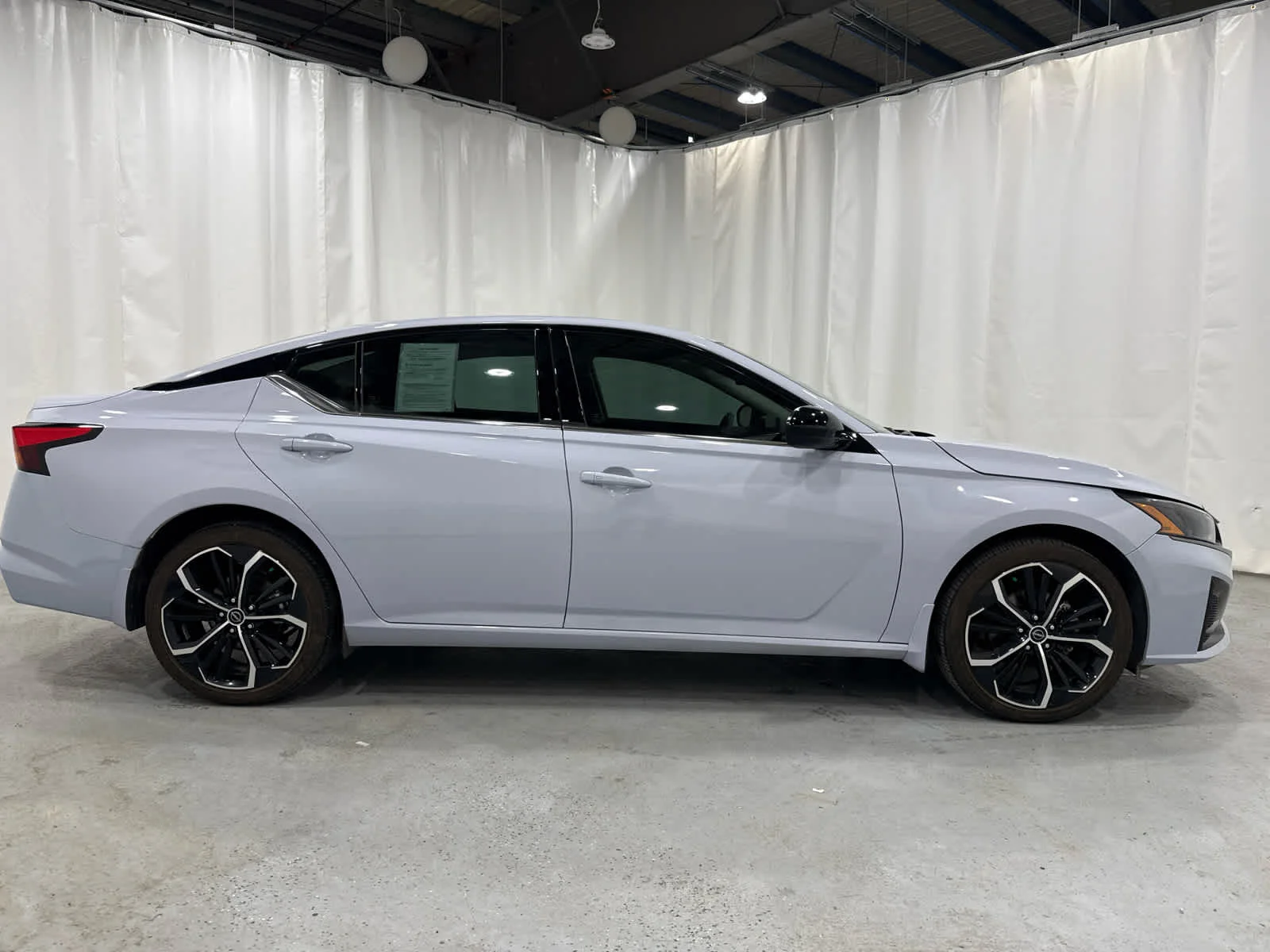 Used 2024 Gray Nissan SR Intelligent AWD image 6