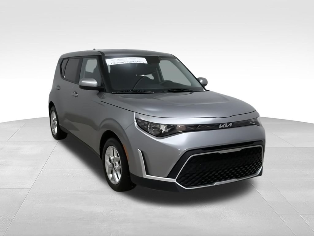Used 2024 Gray Kia LX image 3