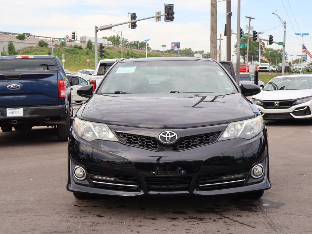 Used 2013 Toyota Camry SE with VIN 4T1BF1FKXDU272409 for sale in Kansas City
