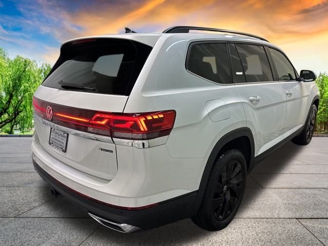 2026 Volkswagen Atlas SE w/Tech - Photo 4