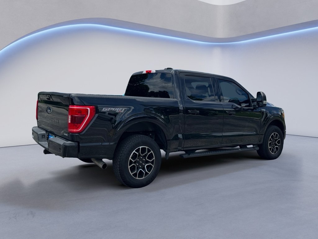 Used 2023 Agate Black Metallic Ford XLT image 5