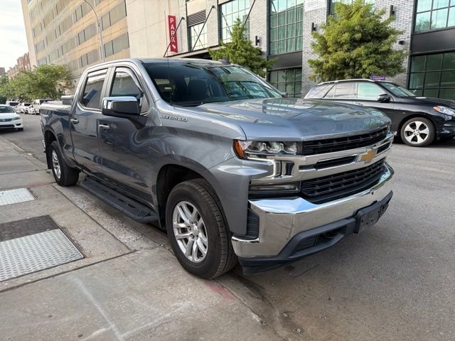 Used 2021 Gray Chevrolet LT image 3