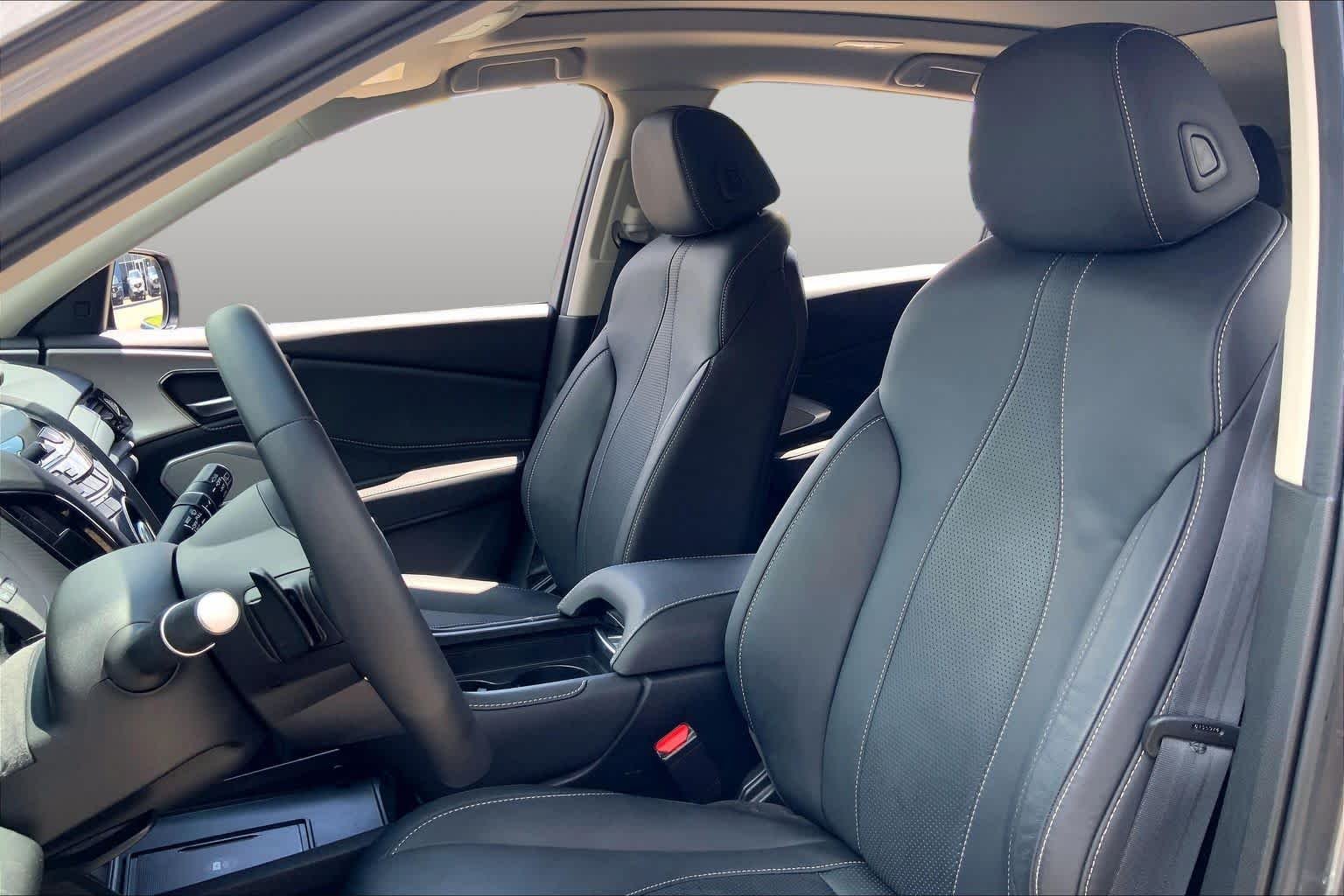 Used 2023 Liquid Carbon Metallic Acura w/Technology Package image 8