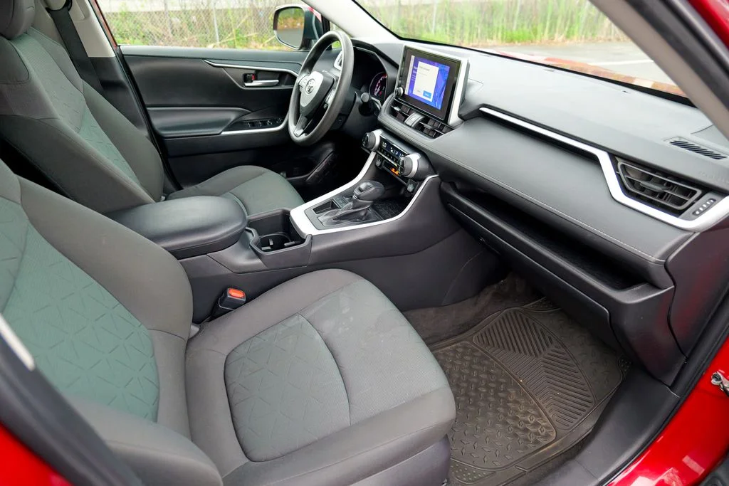 Used 2023 Pearl Toyota XLE image 34