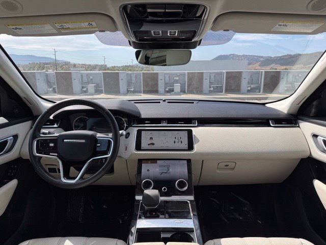 Used 2023 Eiger Gray Metallic Land Rover S image 10
