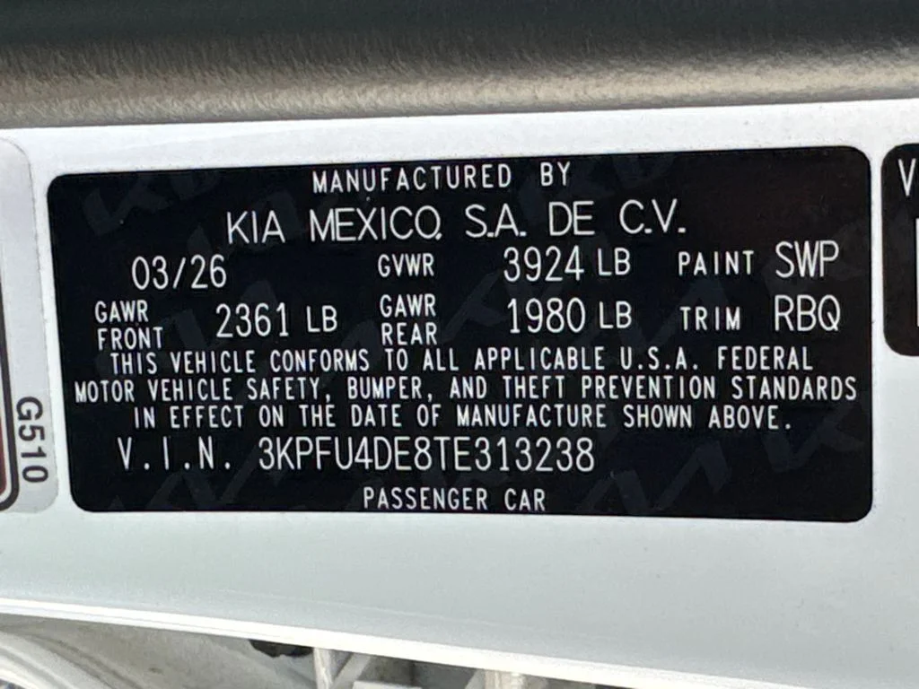 New 2026 Snow White Pearl Kia EX image 31