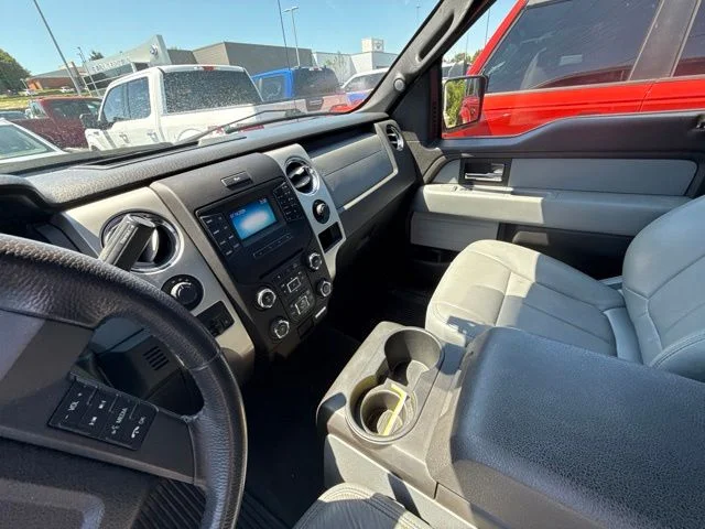 Used 2014 Sterling Gray Metallic Ford XLT image 8