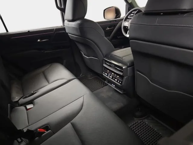 2026 Lexus LX 600 Luxury - Photo 18