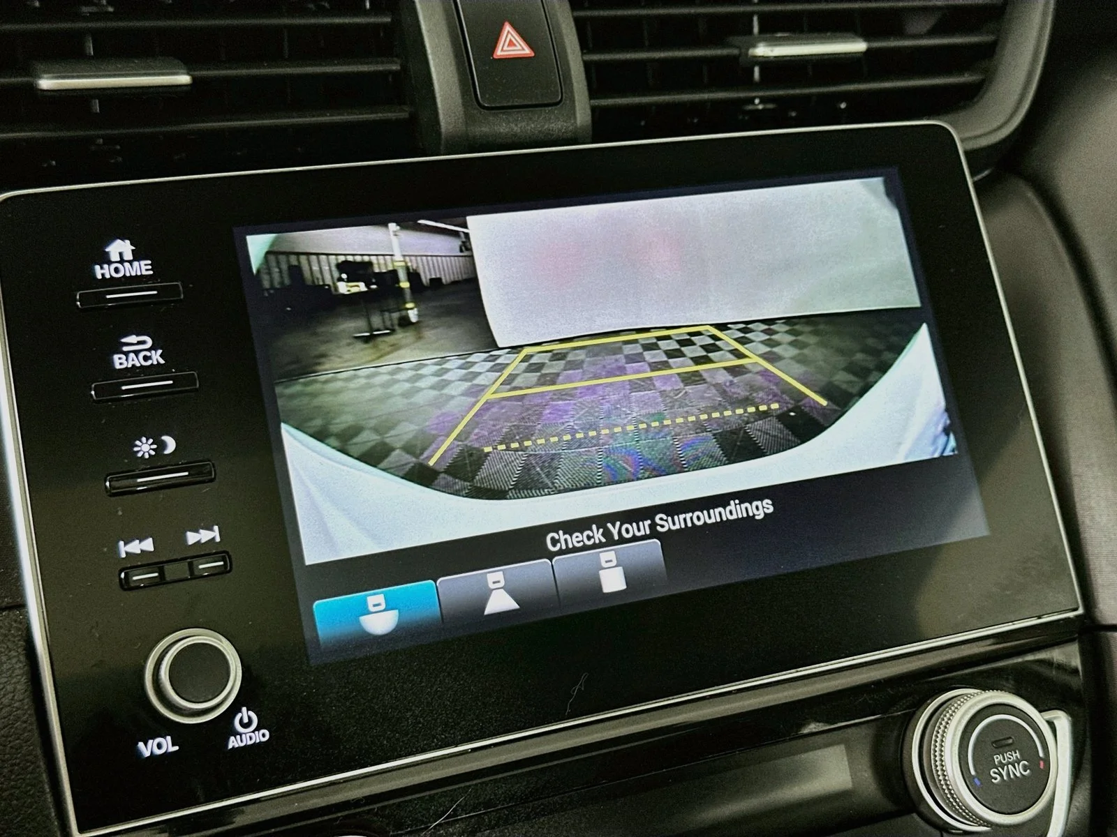 Used 2019 White Orchid Pearl Honda Touring image 14
