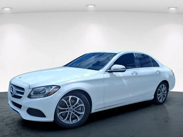 Used 2018  Mercedes-Benz C 300 image 2