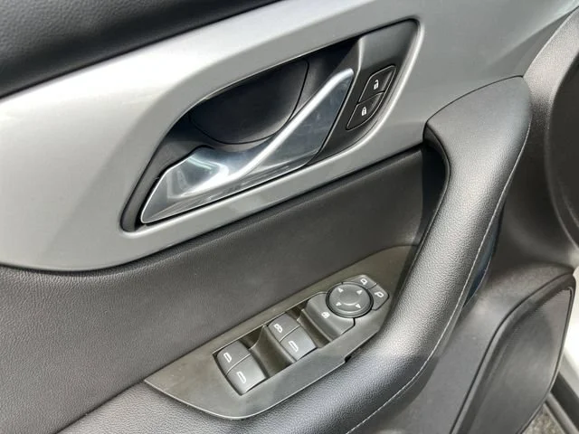 Used 2020 Silver Ice Metallic Chevrolet LT image 30