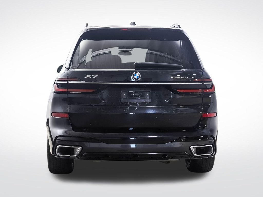 Used 2026 Black Sapphire Metallic BMW xDrive40i image 4