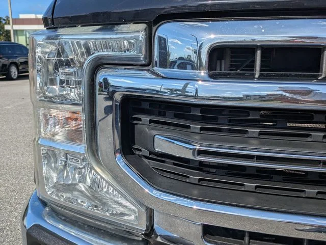Used 2020 Black Metallic Ford Lariat image 10
