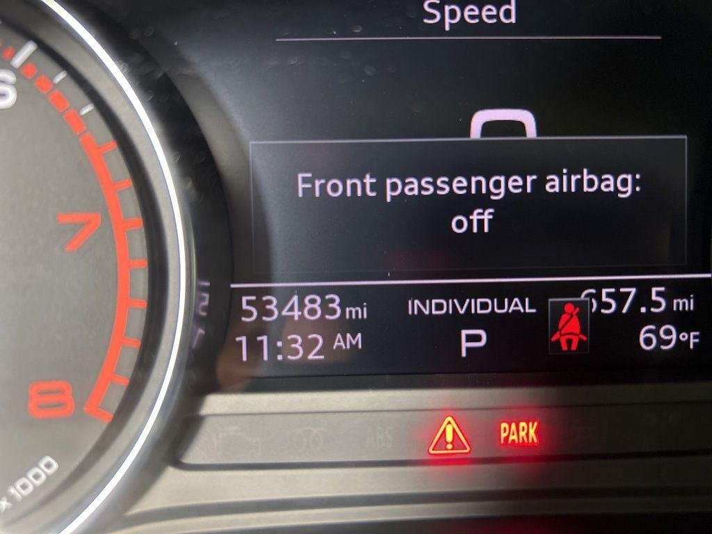 Used 2022 Glacier White Audi 40 Premium image 9